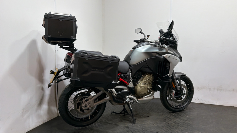 Ducati Multistrada V4 S Grey Essential (20MY)